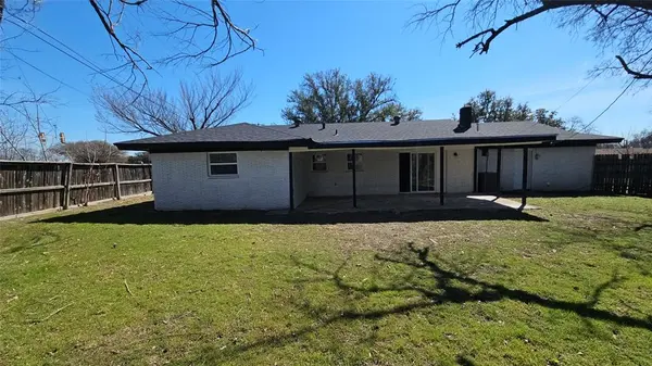 7000 Overhill Road, Fort Worth, TX 76116