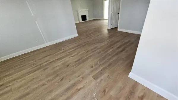 7000 Overhill Road, Fort Worth, TX 76116