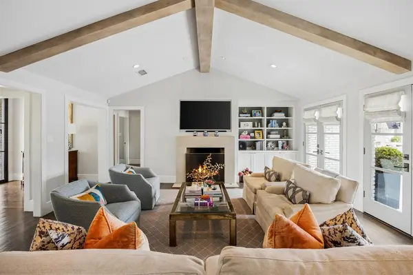 7114 Azalea Lane, Dallas, TX 75230