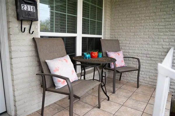 2319 Toulon Lane, Dallas, TX 75227