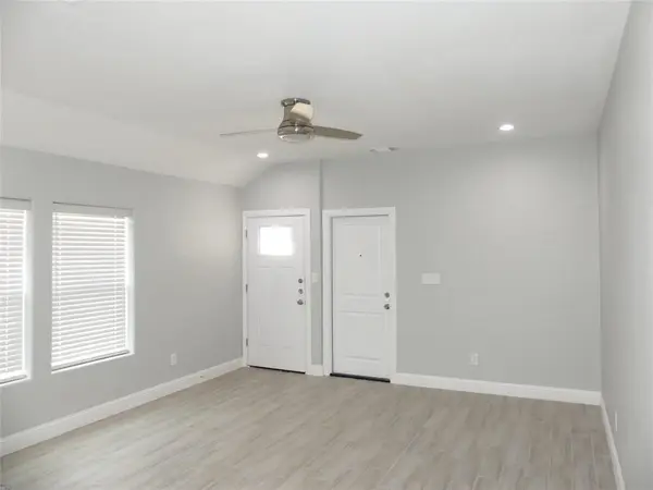 608 E College Street #608, Sherman, TX 75090