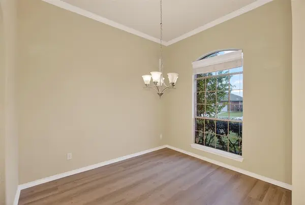 913 Poncho Lane, Fort Worth, TX 76052