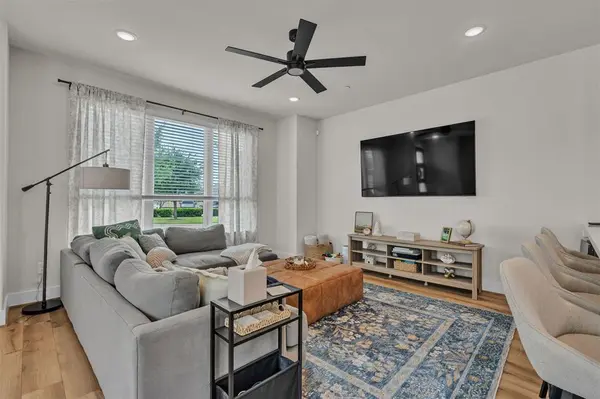 7549 Reis Lane, North Richland Hills, TX 76182