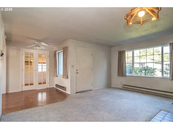 3064 NE PORTER ST, Roseburg, OR 97470