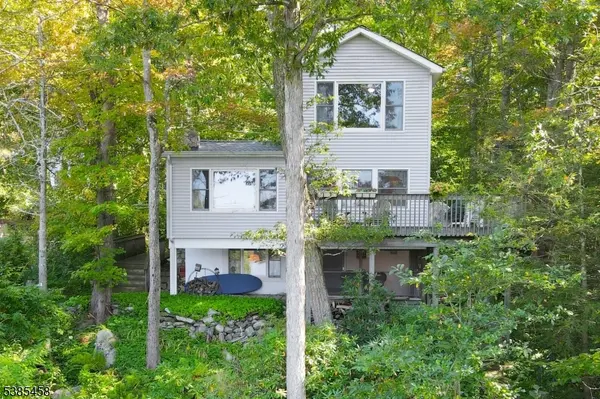 2006 Lakeside Dr, Vernon Twp., NJ 07422