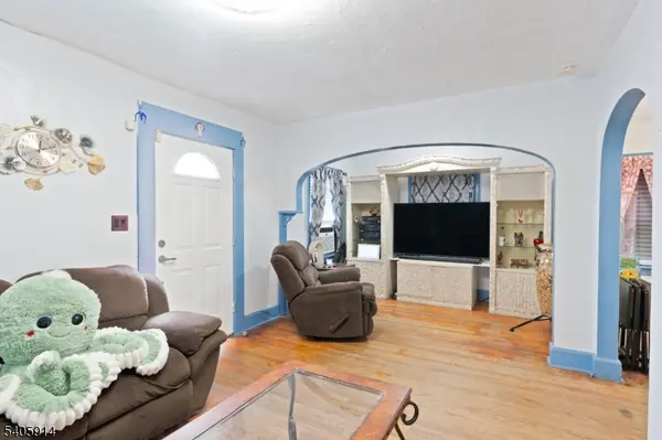 276 E 26Th St, Paterson City, NJ 07514