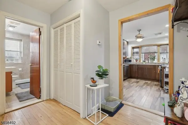 5 Cedar St, North Arlington Boro, NJ 07031