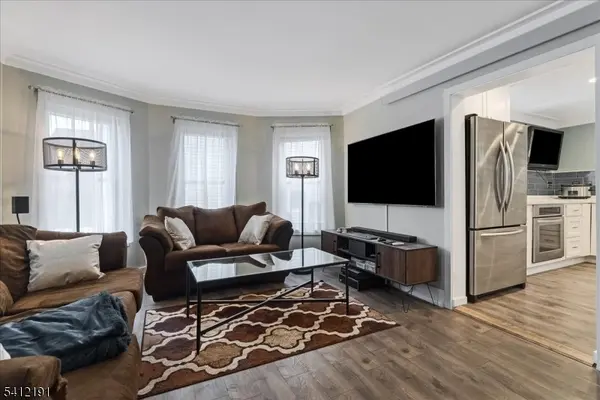 118 Broad St, Pompton Lakes Boro, NJ 07442