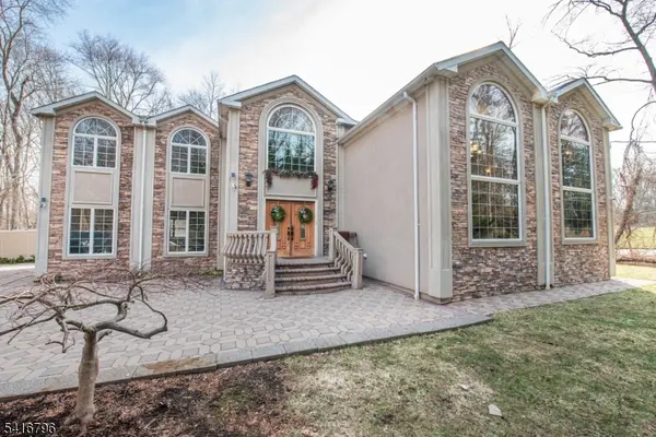 35 Waughaw Rd, Montville Twp., NJ 07082