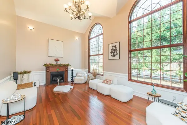 35 Waughaw Rd, Montville Twp., NJ 07082