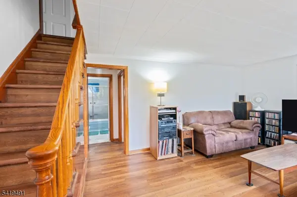 34 Lakeview Ave, Butler Boro, NJ 07405