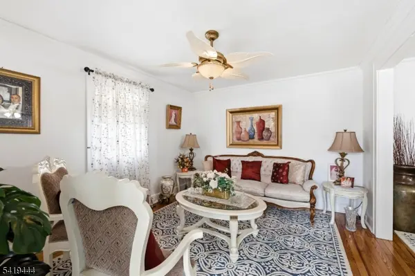 7-13 Henderson Blvd, Fair Lawn Boro, NJ 07410