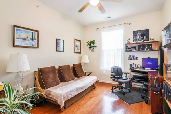 9 Cliff Rd #D3, Woodland Park, NJ 07424