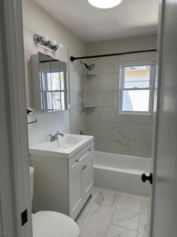 78-80 Burnett Ave #80B, Maplewood Twp., NJ 07040