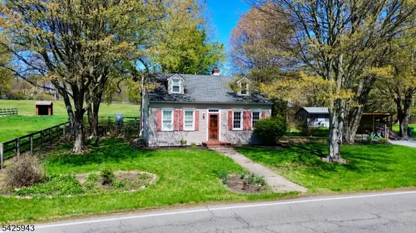 153 Parker Rd, Washington Twp., NJ 07853