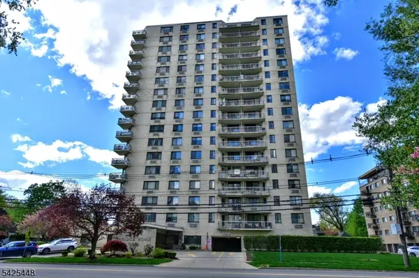 307 Prospect Ave #4 B, Hackensack City, NJ 07601