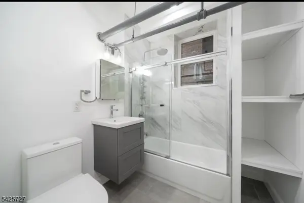 340 Fairmount Ave #C3, Jersey City, NJ 07306