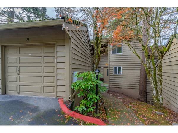 94 CERVANTES CIR, Lake Oswego, OR 97035