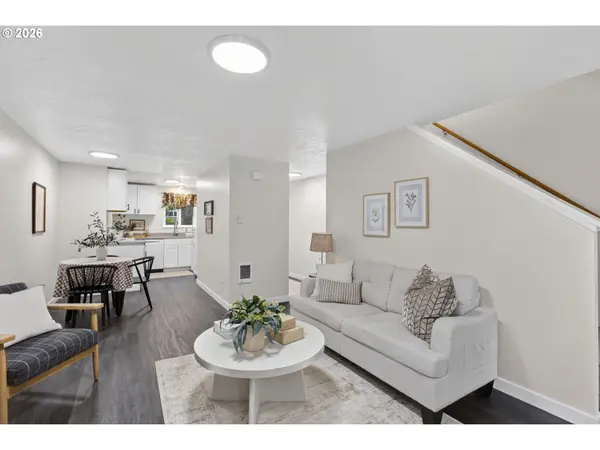 94 CERVANTES CIR, Lake Oswego, OR 97035