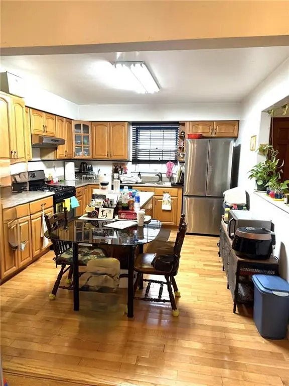 482 Steuben ST, Staten  Island, NY 10305