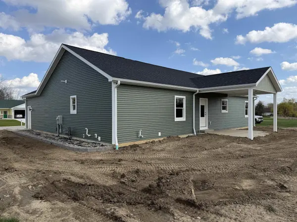 4173 Evergreen RD, Adrian, MI 49221