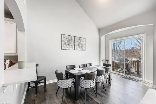 21114 Lilac LN, Clintonchartertownship_macomb, MI 48036