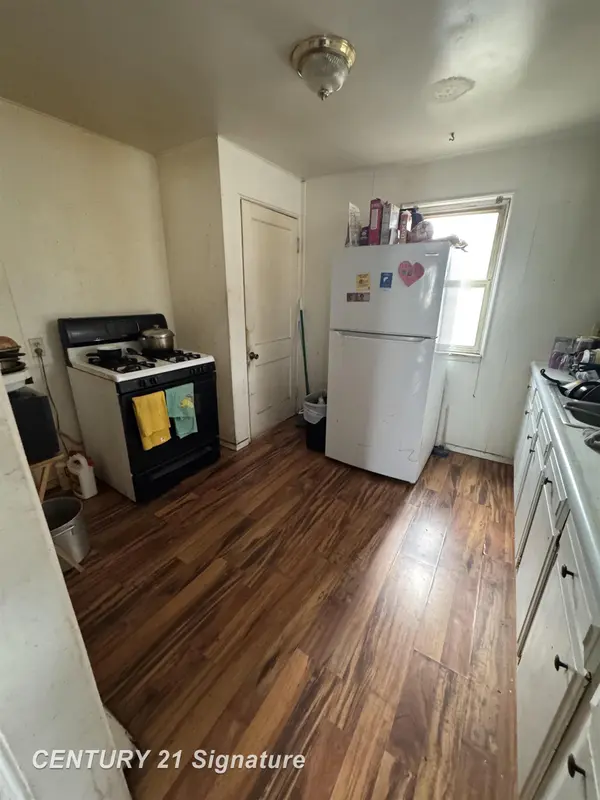 2007 W Genesee AVE, Saginaw, MI 48602