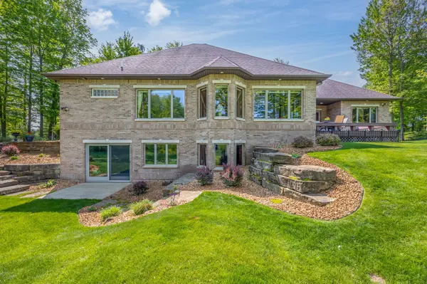 6511 Dublin DR, Morton Twp, MI 49346