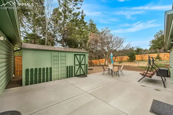 15632 Ray DR, Larkspur, CO 80118