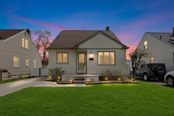 2236 Tyler AVE, Berkley City, MI 48072