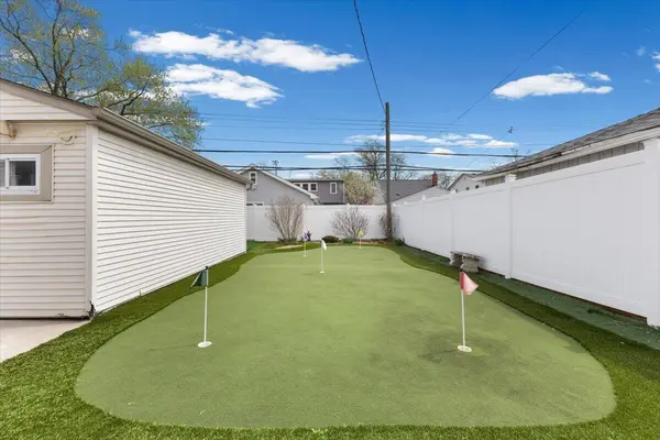 2236 Tyler AVE, Berkley City, MI 48072