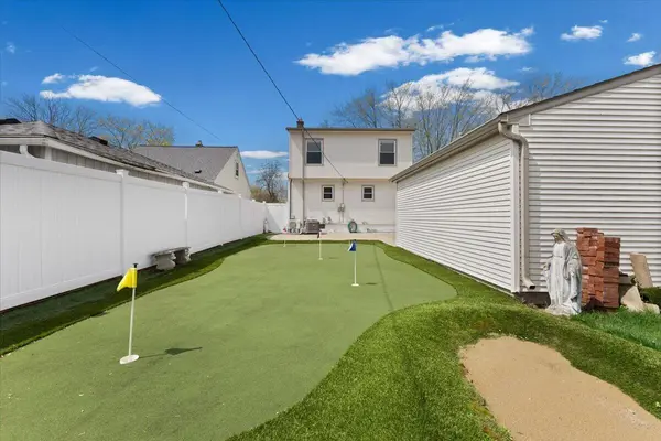 2236 Tyler AVE, Berkley City, MI 48072