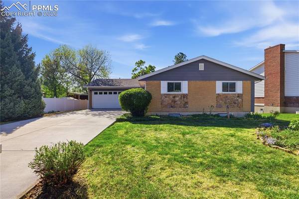 570 Catalina DR, Colorado Springs, CO 80906