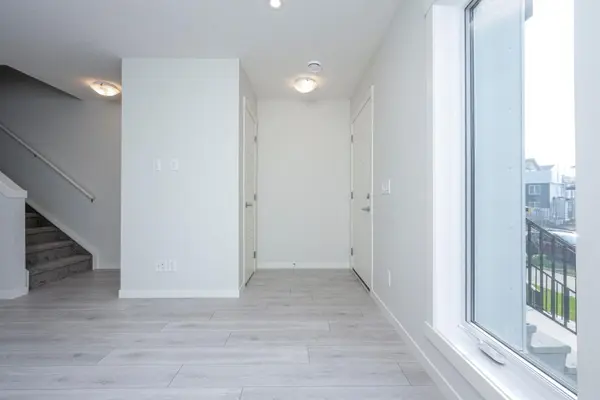 412 Seton CIR SE, Calgary, AB T3M 3H1