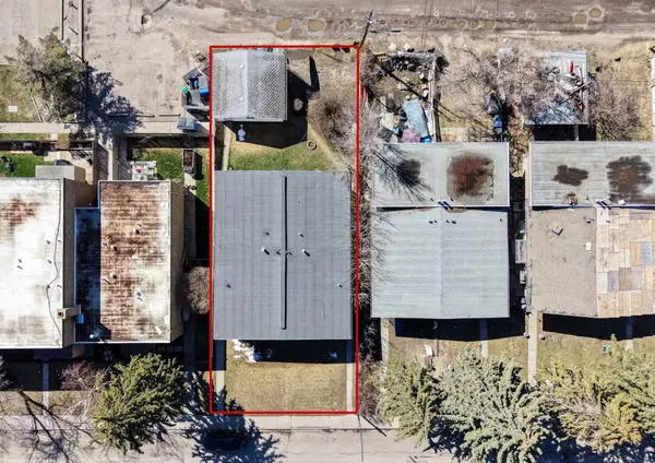 617 69 AVE SW, Calgary, AB T2V0P1