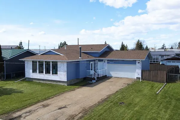 4408 45 ST, Mayerthorpe, AB T0E1N0
