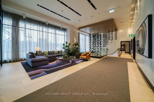 1 Edgewater DR #PH07, Toronto C08, ON M5A 1B9