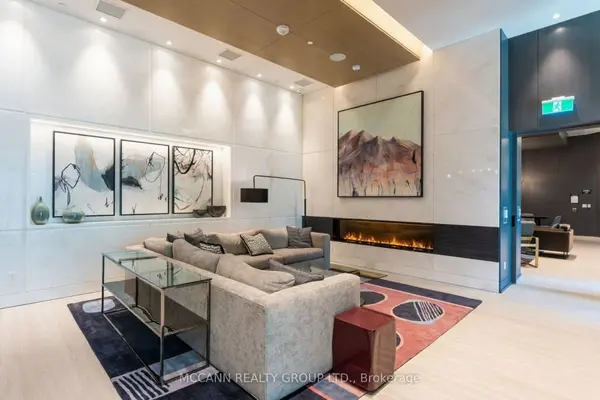 1 Edgewater DR #PH07, Toronto C08, ON M5A 1B9