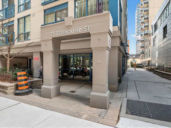 75 Dalhousie ST #311, Toronto C08, ON M5B 2R9