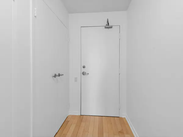 75 Dalhousie ST #311, Toronto C08, ON M5B 2R9