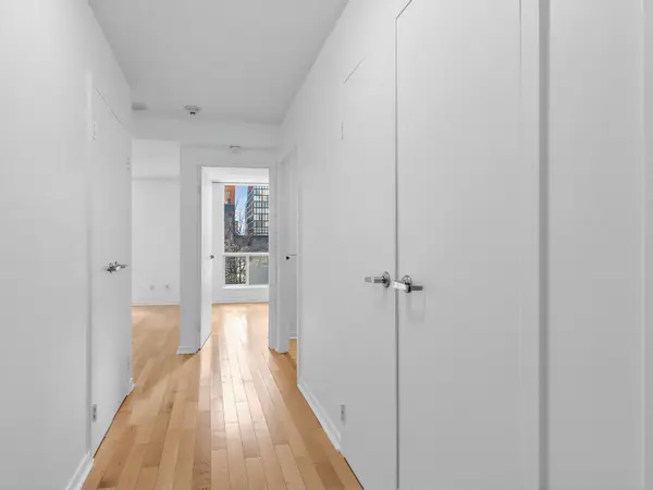 75 Dalhousie ST #311, Toronto C08, ON M5B 2R9