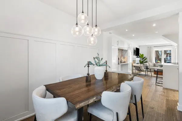 220 Robina AVE, Toronto C03, ON M6C 3Z1