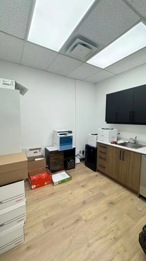 200 Consumers RD #707, Toronto C15, ON M2J 4R4