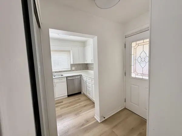 17 Regatta CRES #Upper, Toronto C07, ON M2R 2X7