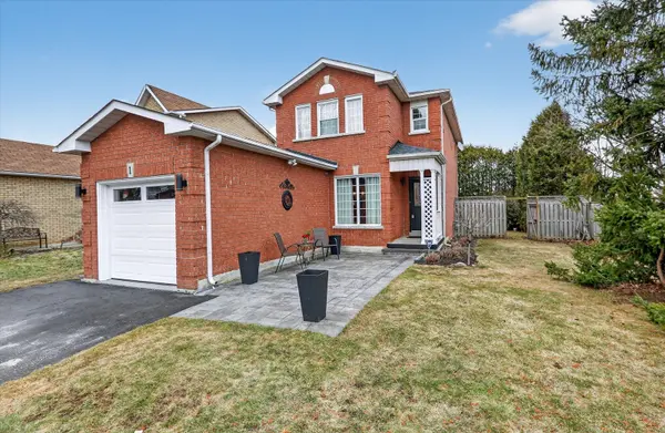 1 Aldcroft CRES, Clarington, ON L1C 4P2