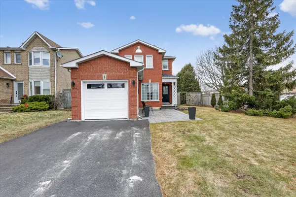 1 Aldcroft CRES, Clarington, ON L1C 4P2
