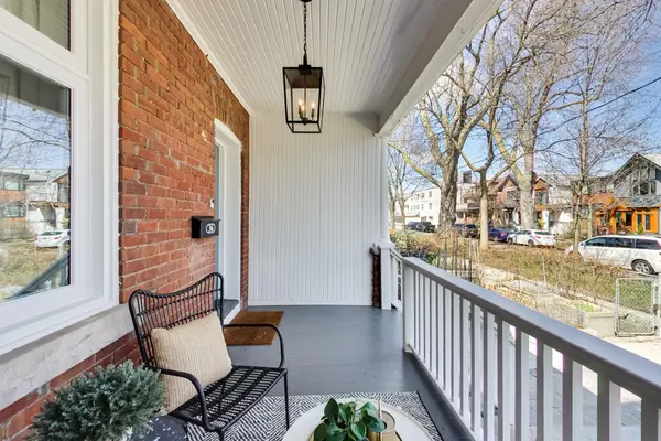 36 Fenwick AVE, Toronto E01, ON M4K 3H3