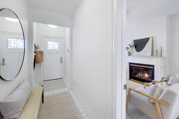 36 Fenwick AVE, Toronto E01, ON M4K 3H3