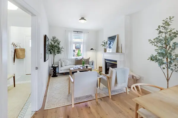 36 Fenwick AVE, Toronto E01, ON M4K 3H3