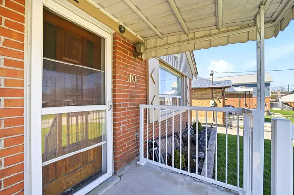 10 Garthwood DR, Toronto E04, ON M1K 2J5